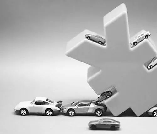 透析汽車金融公司井噴的背后 行業(yè)隱憂漸顯，亟待規(guī)范